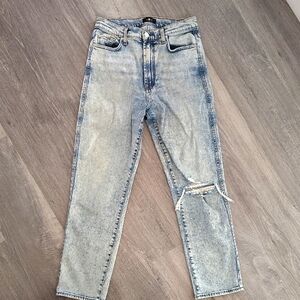 7 For All Mankind Women's High Waist Cropped Stretch Distressed Light Bl…